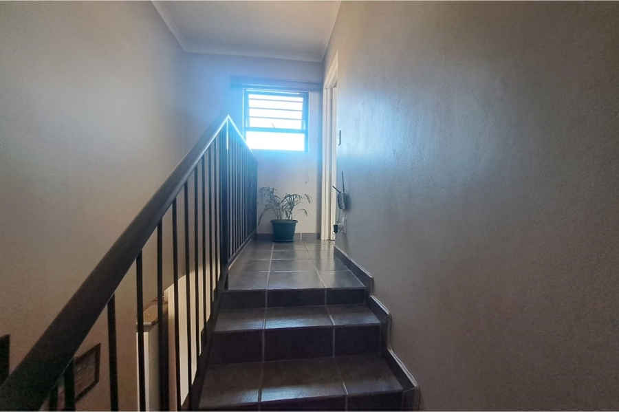 To Let 3 Bedroom Property for Rent in Noordwyk Gauteng