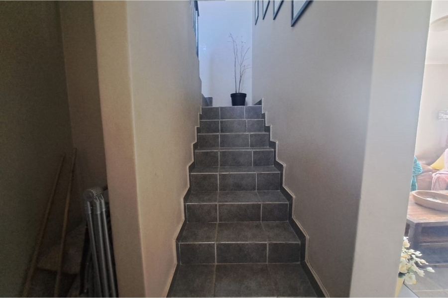 To Let 3 Bedroom Property for Rent in Noordwyk Gauteng