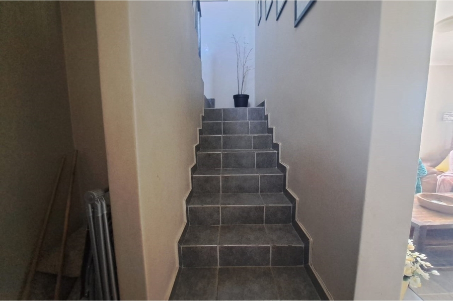 To Let 3 Bedroom Property for Rent in Noordwyk Gauteng