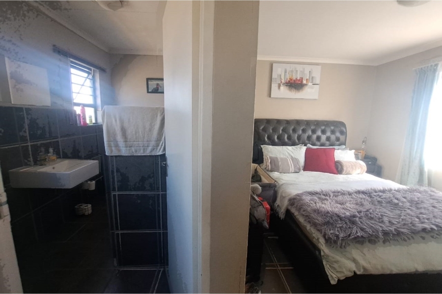 To Let 3 Bedroom Property for Rent in Noordwyk Gauteng