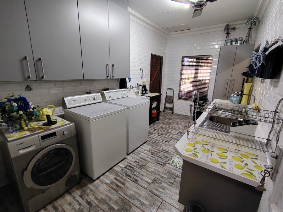 5 Bedroom Property for Sale in Rayton Gauteng