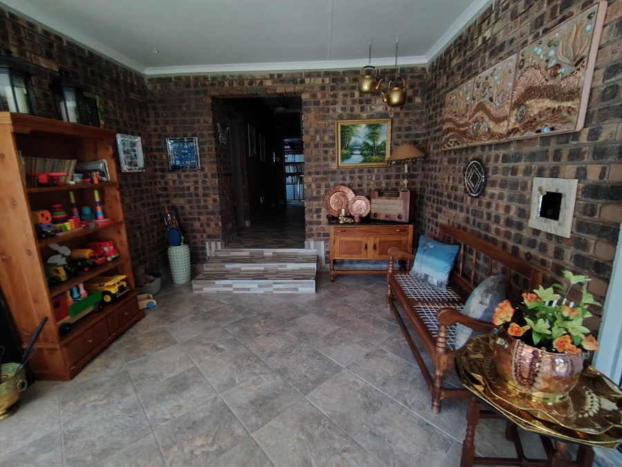5 Bedroom Property for Sale in Rayton Gauteng