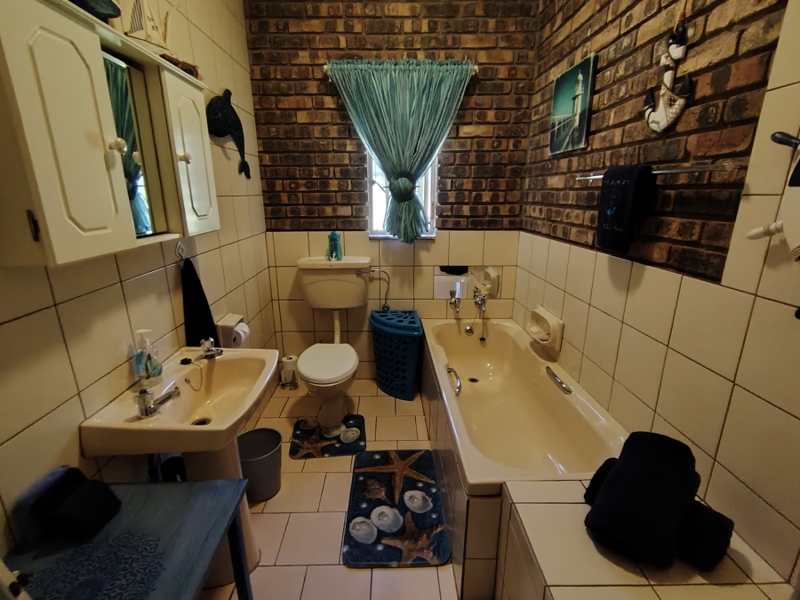 5 Bedroom Property for Sale in Rayton Gauteng