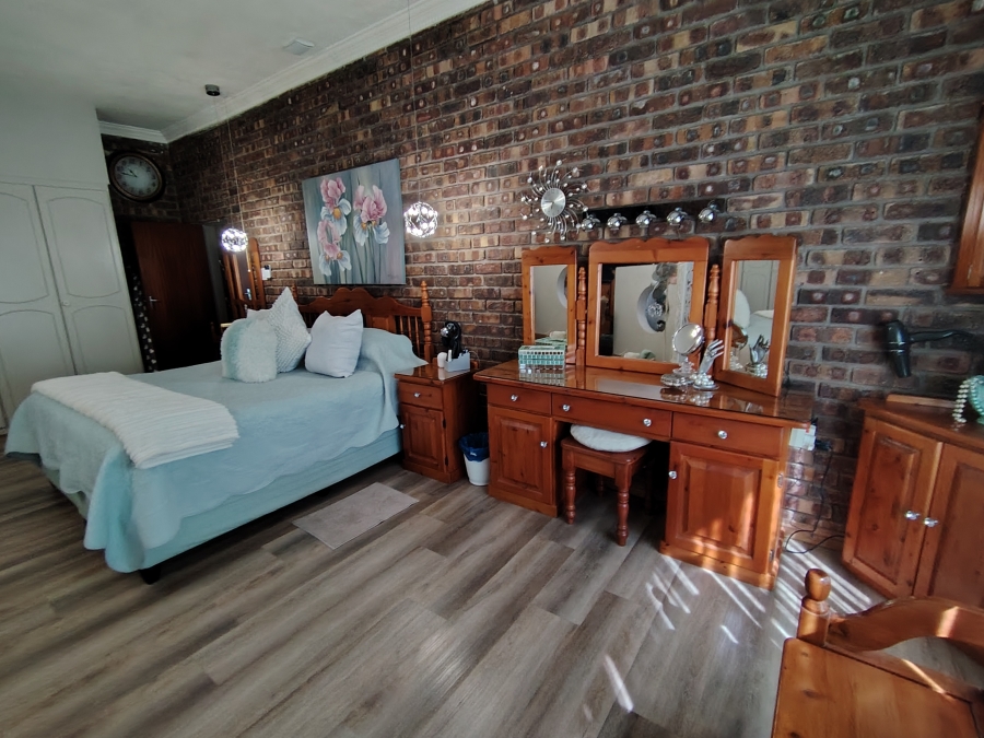 5 Bedroom Property for Sale in Rayton Gauteng