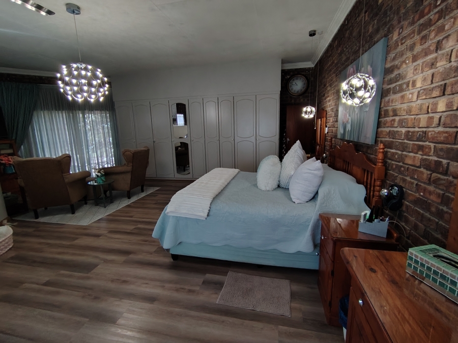 5 Bedroom Property for Sale in Rayton Gauteng