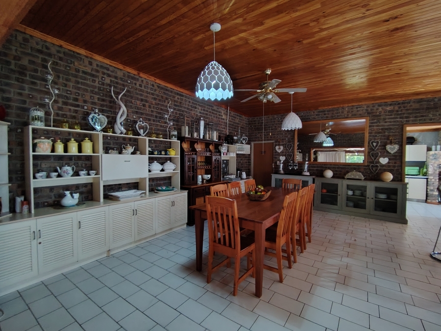 5 Bedroom Property for Sale in Rayton Gauteng