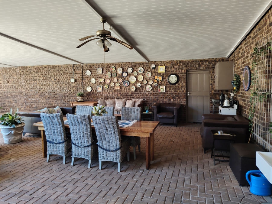 5 Bedroom Property for Sale in Rayton Gauteng