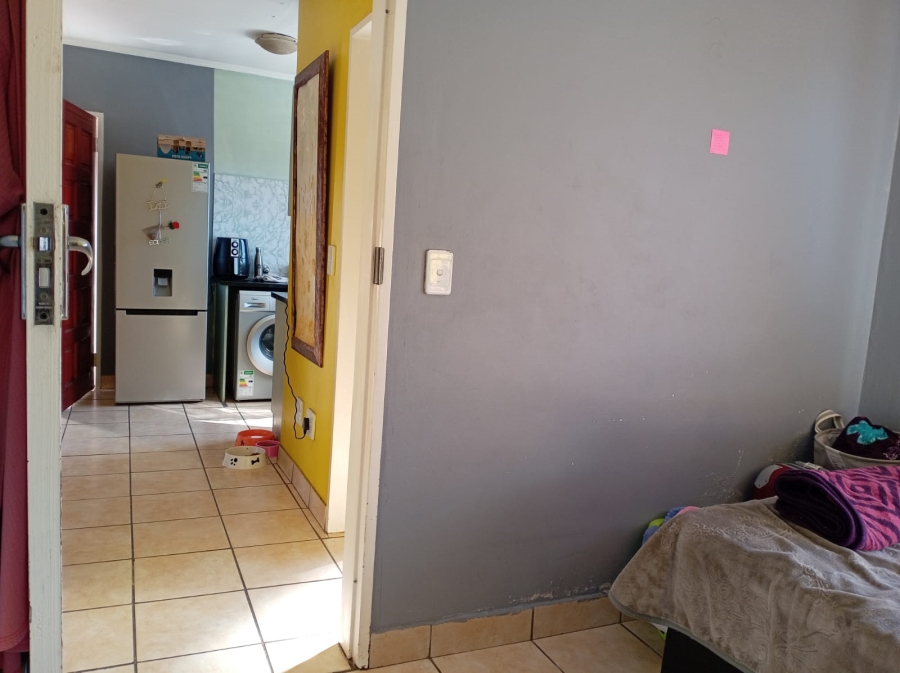 2 Bedroom Property for Sale in Andeon AH Gauteng