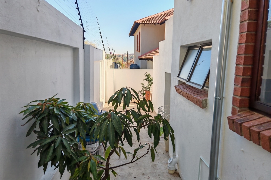 To Let 3 Bedroom Property for Rent in North Riding Gauteng