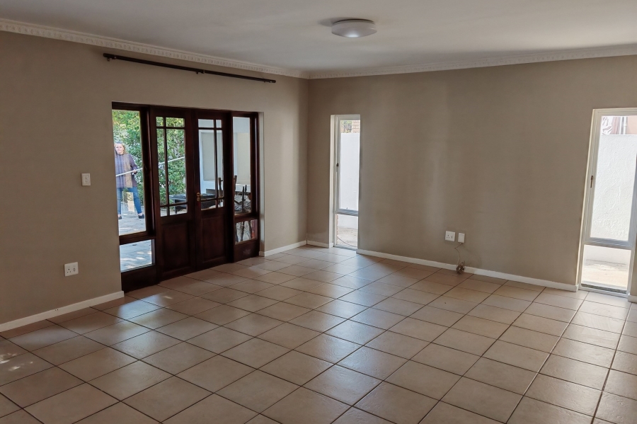 To Let 3 Bedroom Property for Rent in North Riding Gauteng