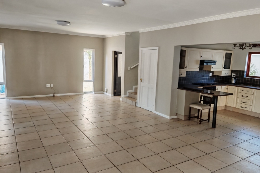 To Let 3 Bedroom Property for Rent in North Riding Gauteng