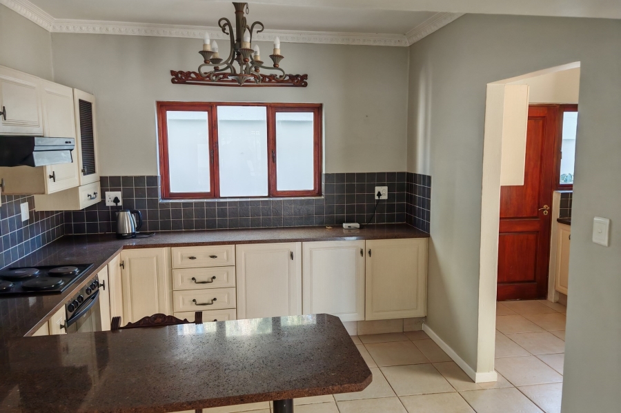 To Let 3 Bedroom Property for Rent in North Riding Gauteng