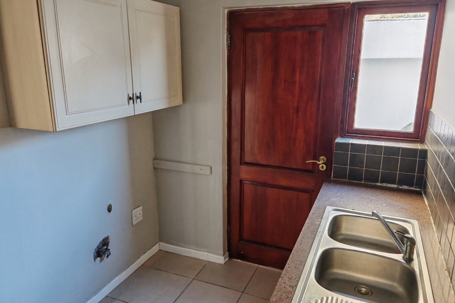 To Let 3 Bedroom Property for Rent in North Riding Gauteng