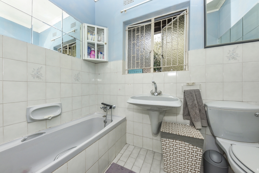 3 Bedroom Property for Sale in Brackendowns Gauteng