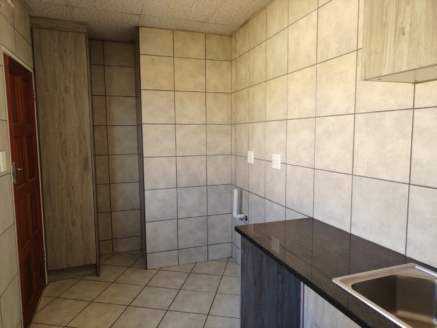 To Let 3 Bedroom Property for Rent in Riversdale Gauteng