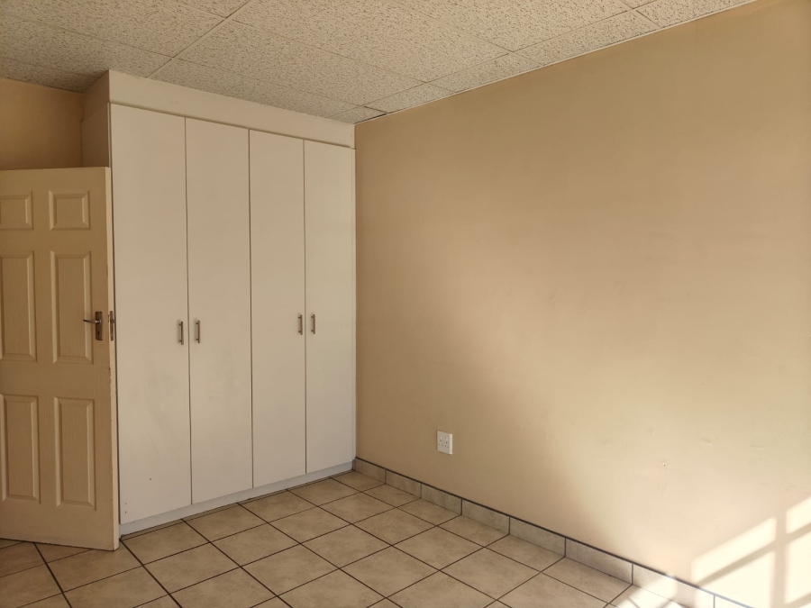 To Let 3 Bedroom Property for Rent in Riversdale Gauteng