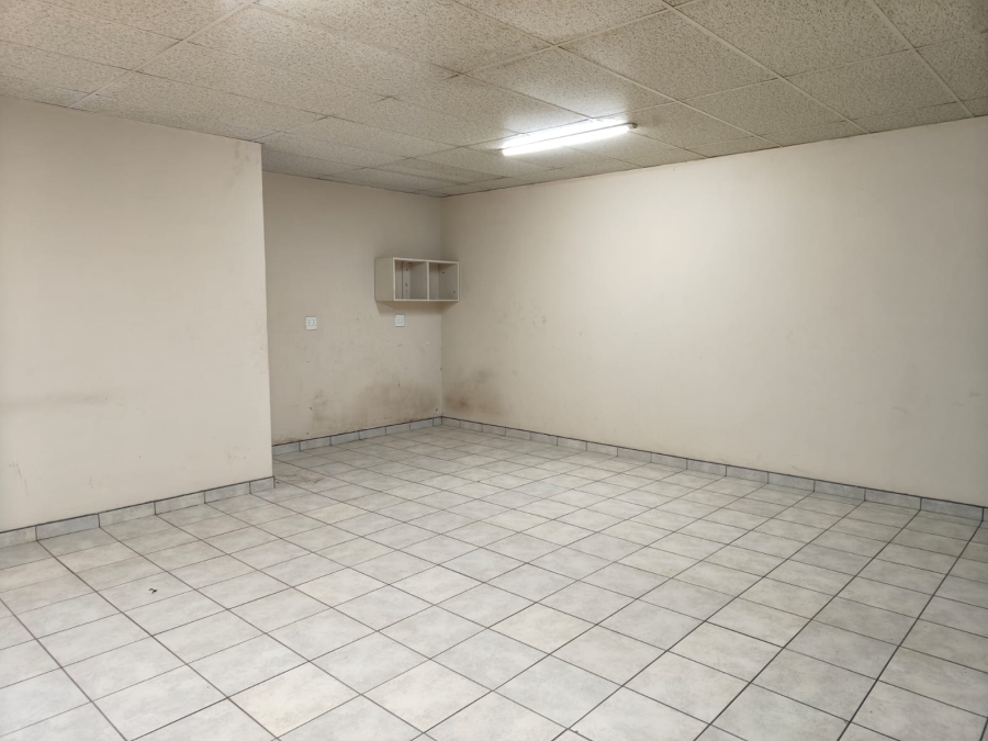 To Let 3 Bedroom Property for Rent in Riversdale Gauteng