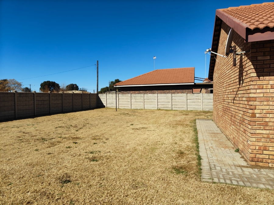 To Let 3 Bedroom Property for Rent in Riversdale Gauteng
