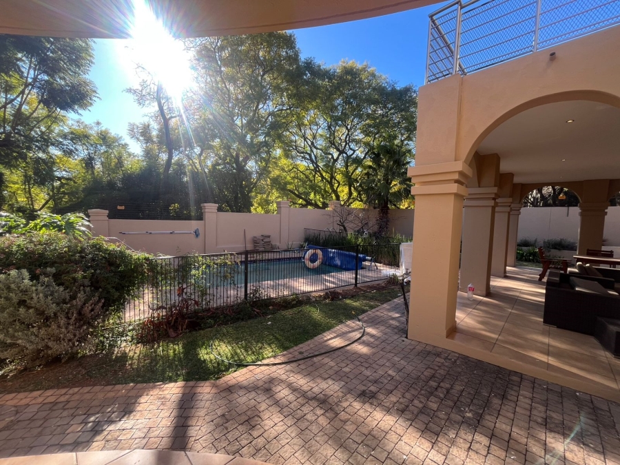 4 Bedroom Property for Sale in Waterkloof Ridge Gauteng