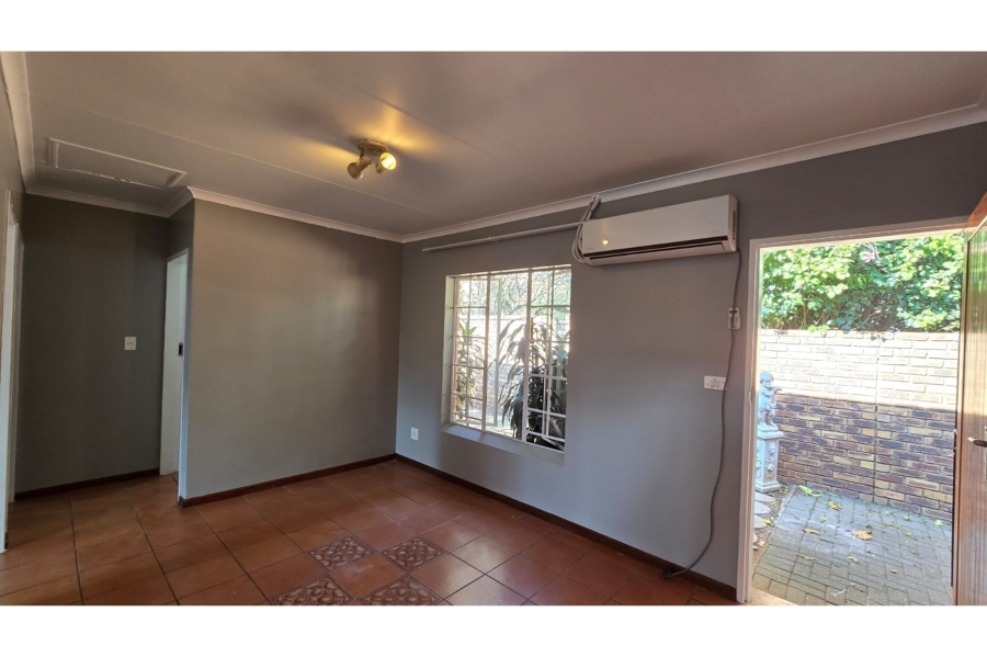 To Let 2 Bedroom Property for Rent in Annlin Gauteng