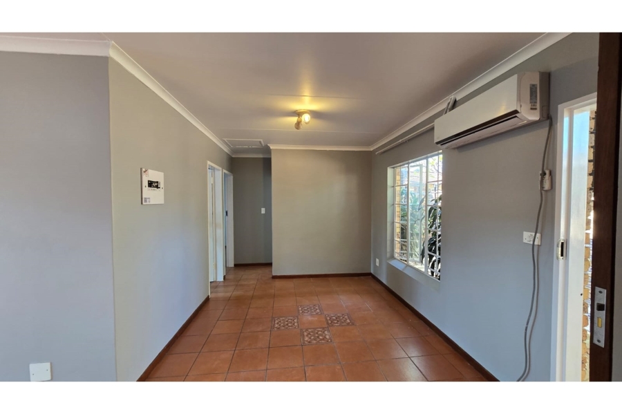 To Let 2 Bedroom Property for Rent in Annlin Gauteng