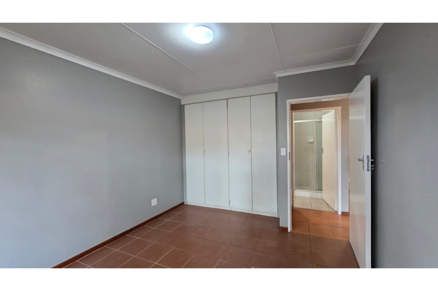 To Let 2 Bedroom Property for Rent in Annlin Gauteng