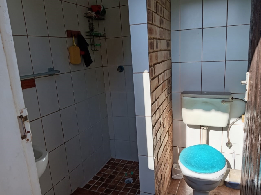 4 Bedroom Property for Sale in Witpoortjie Gauteng