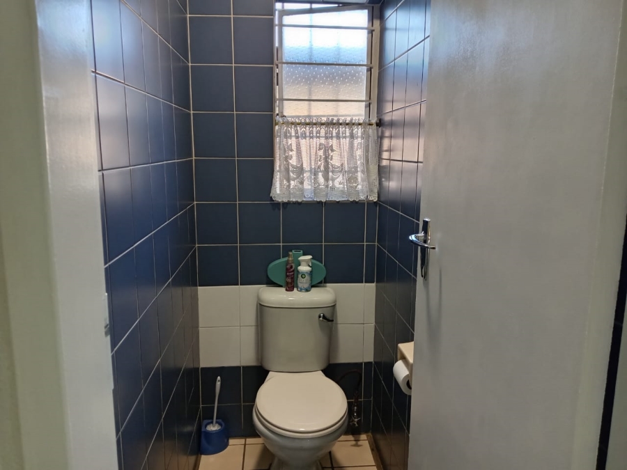 4 Bedroom Property for Sale in Witpoortjie Gauteng