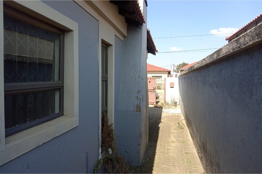 To Let 3 Bedroom Property for Rent in Protea Glen Gauteng