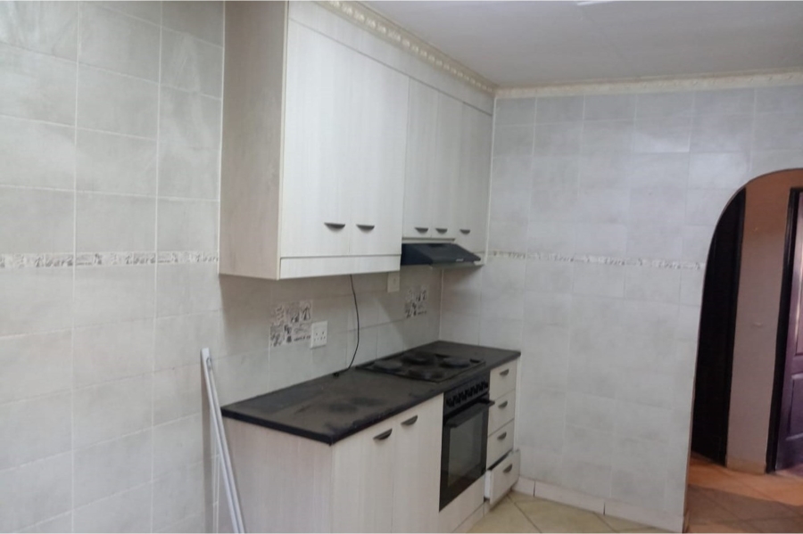 To Let 3 Bedroom Property for Rent in Protea Glen Gauteng