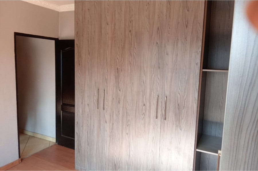 To Let 3 Bedroom Property for Rent in Protea Glen Gauteng