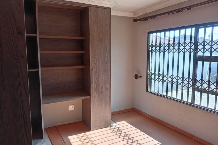 To Let 3 Bedroom Property for Rent in Protea Glen Gauteng