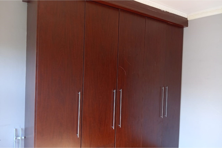 To Let 3 Bedroom Property for Rent in Protea Glen Gauteng