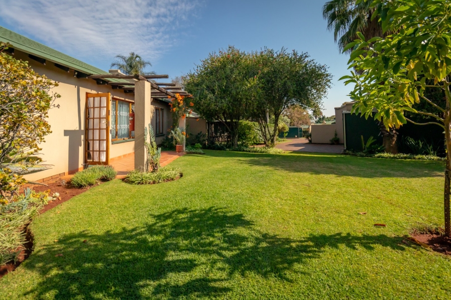 To Let 2 Bedroom Property for Rent in Noordheuwel Gauteng