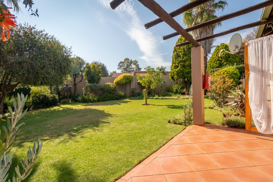 To Let 2 Bedroom Property for Rent in Noordheuwel Gauteng