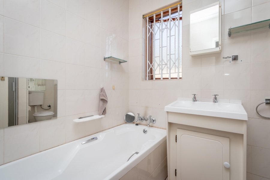 To Let 2 Bedroom Property for Rent in Noordheuwel Gauteng