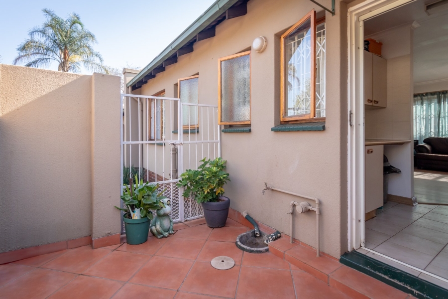 To Let 2 Bedroom Property for Rent in Noordheuwel Gauteng