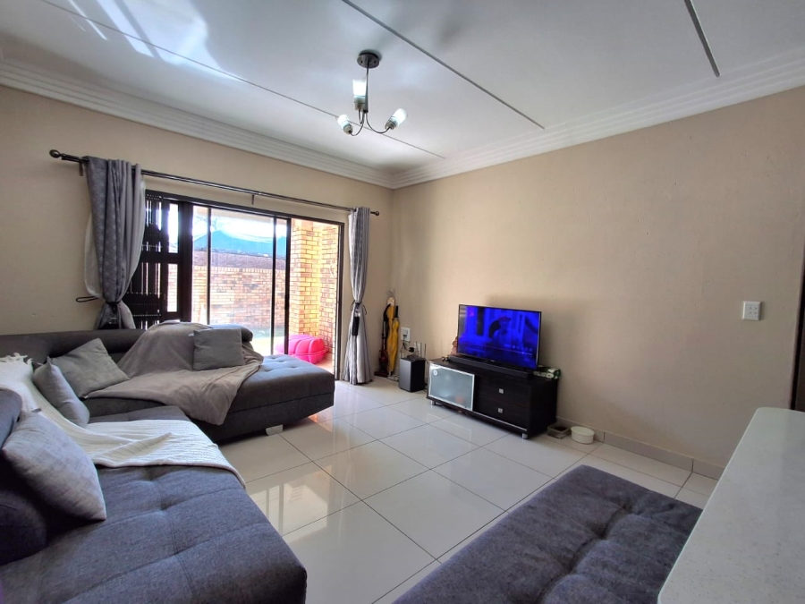 2 Bedroom Property for Sale in Ravenswood Gauteng