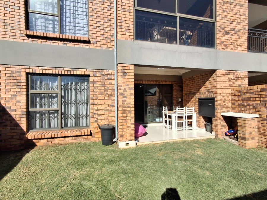 2 Bedroom Property for Sale in Ravenswood Gauteng