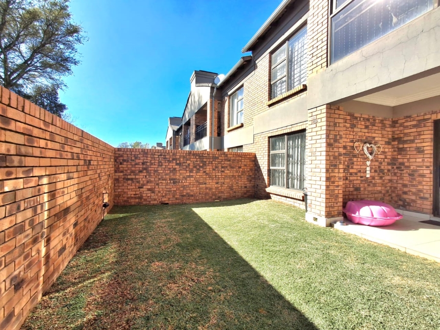 2 Bedroom Property for Sale in Ravenswood Gauteng