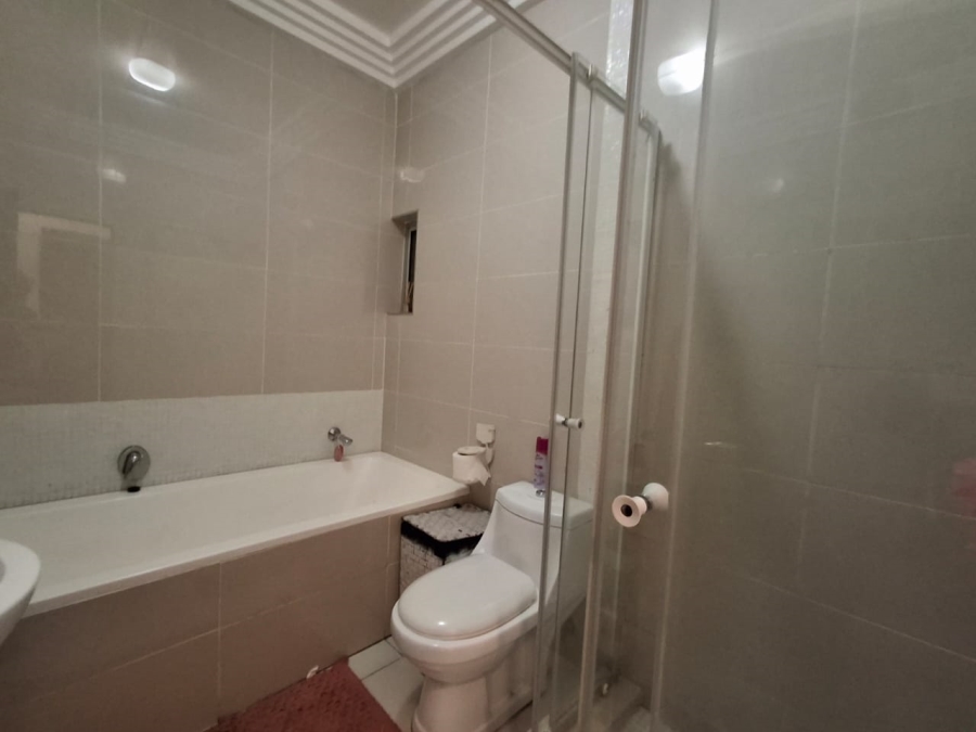 2 Bedroom Property for Sale in Ravenswood Gauteng