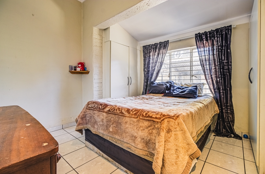 3 Bedroom Property for Sale in Buurendal Gauteng