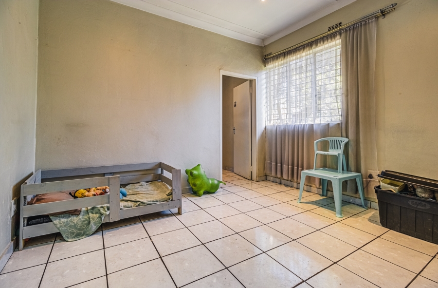 3 Bedroom Property for Sale in Buurendal Gauteng