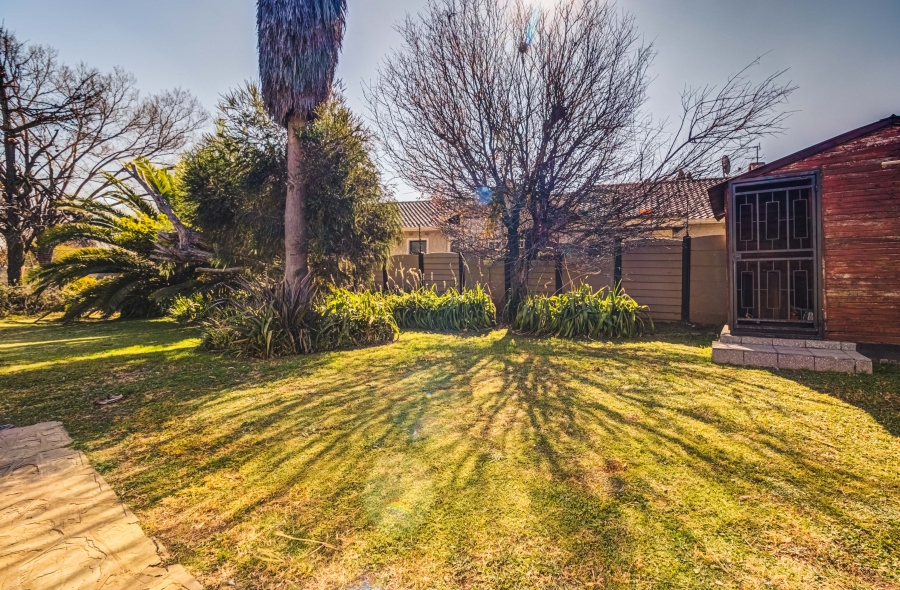 3 Bedroom Property for Sale in Buurendal Gauteng