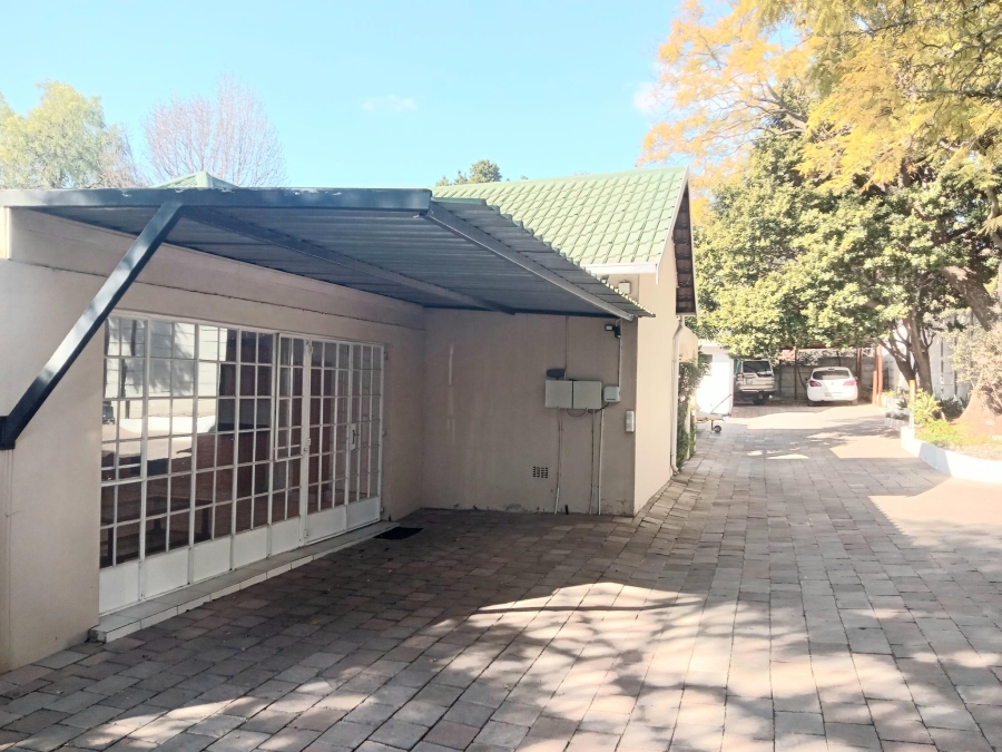 To Let 1 Bedroom Property for Rent in Ferndale Gauteng