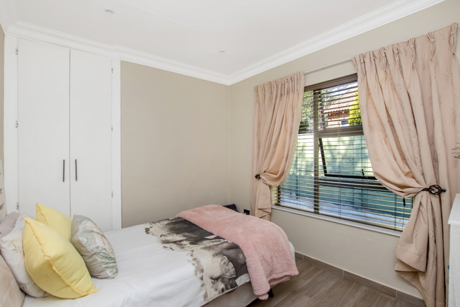 3 Bedroom Property for Sale in Honeydew Ridge Gauteng