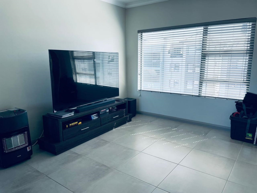 To Let 2 Bedroom Property for Rent in Carlswald Gauteng