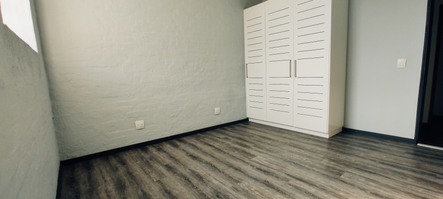 To Let 1 Bedroom Property for Rent in Braamfontein Gauteng
