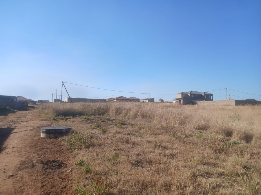 0 Bedroom Property for Sale in Mohlakeng Gauteng