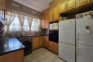2 Bedroom Property for Sale in Albemarle Gauteng